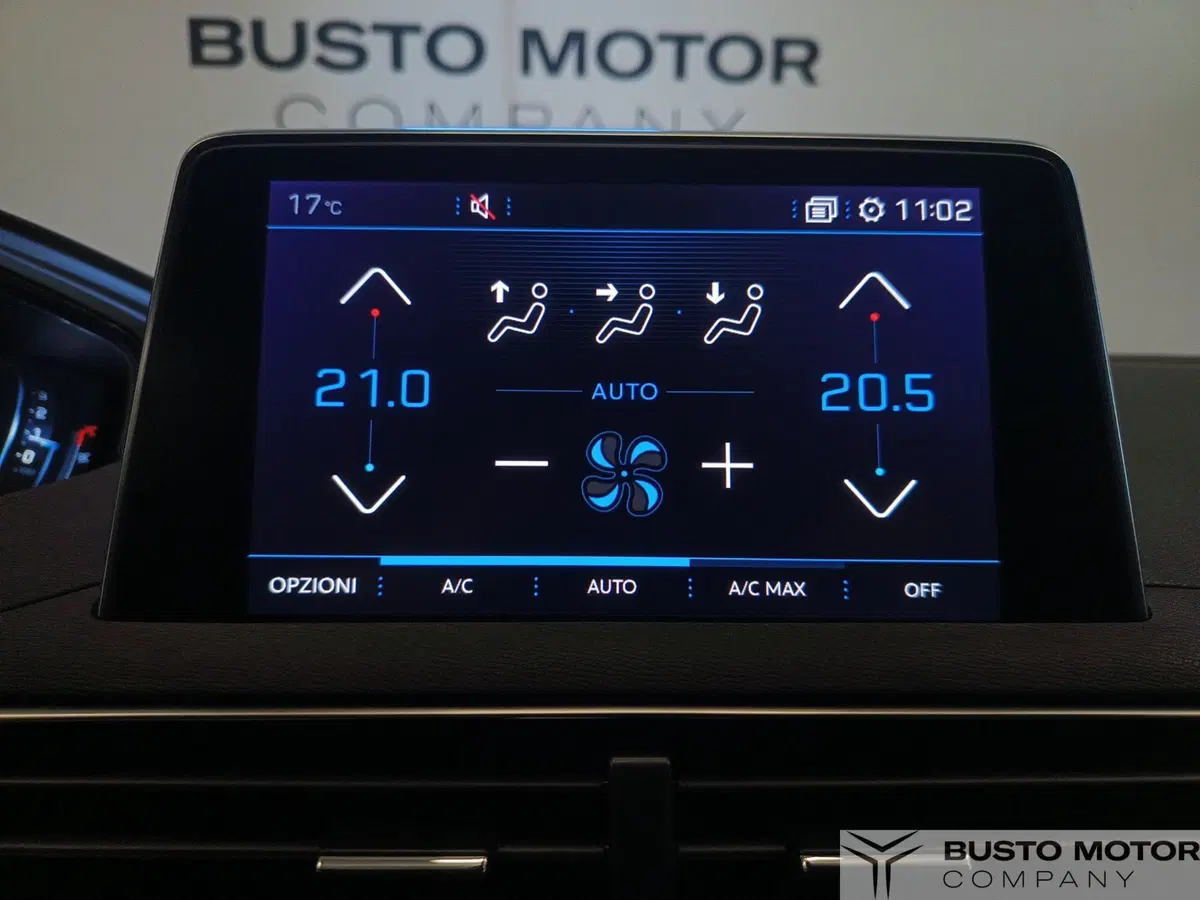 Peugeot 5008 usata a Varese (13)