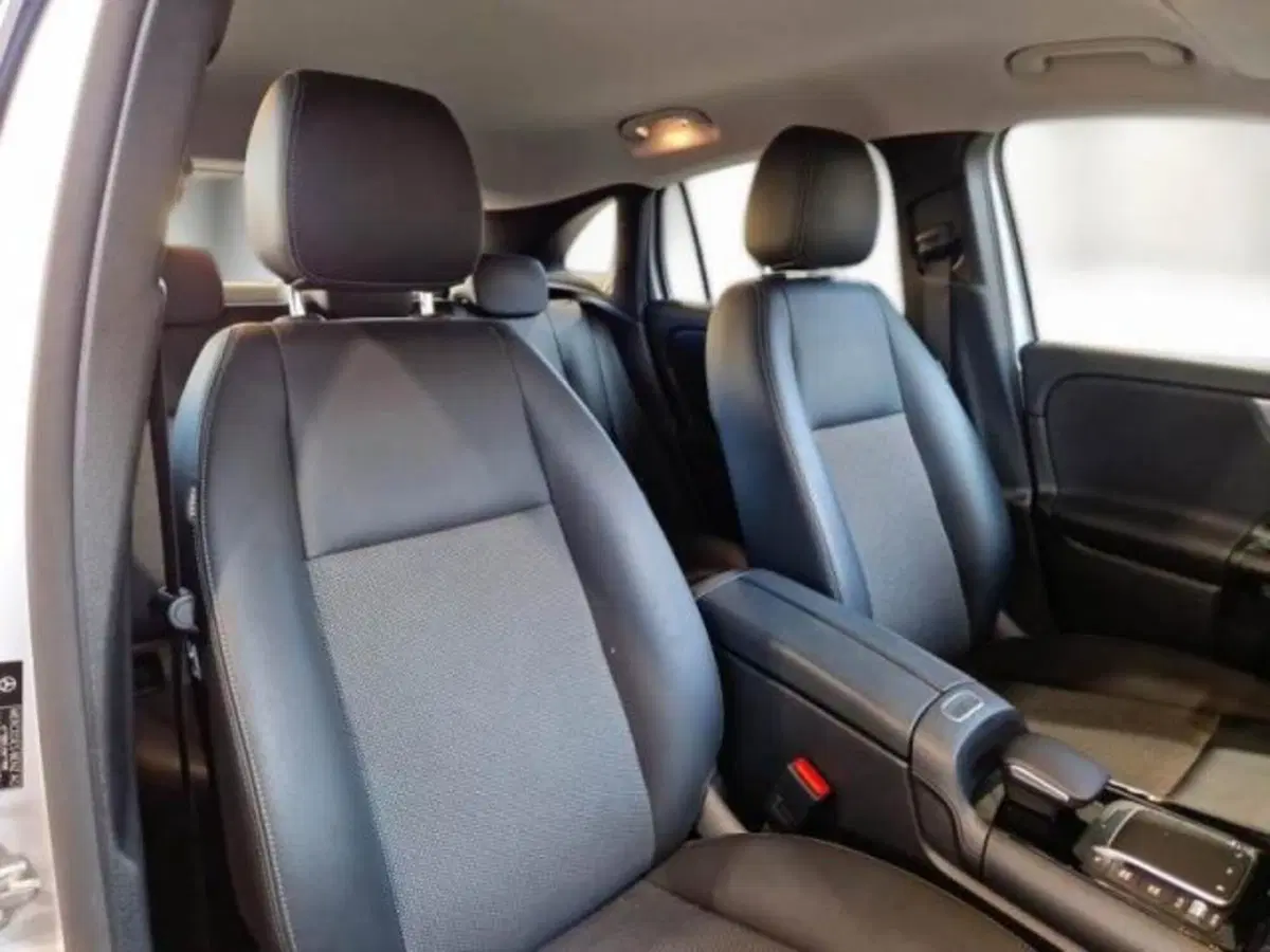 Mercedes-Benz GLA SUV usata a Catania (9)