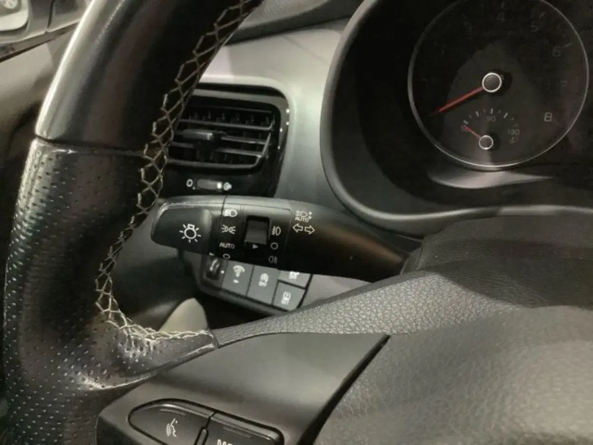 Kia Stonic usata a Catania (20)