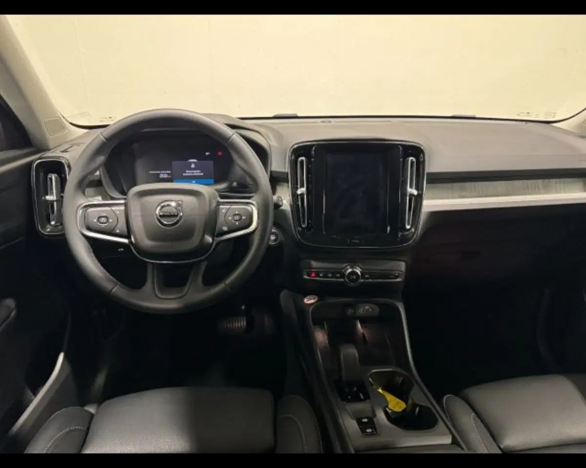 Volvo XC40 usata a Treviso (5)
