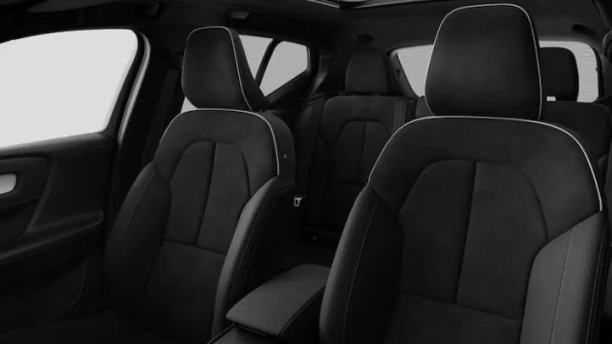 Volvo XC40 nuova a Treviso (12)