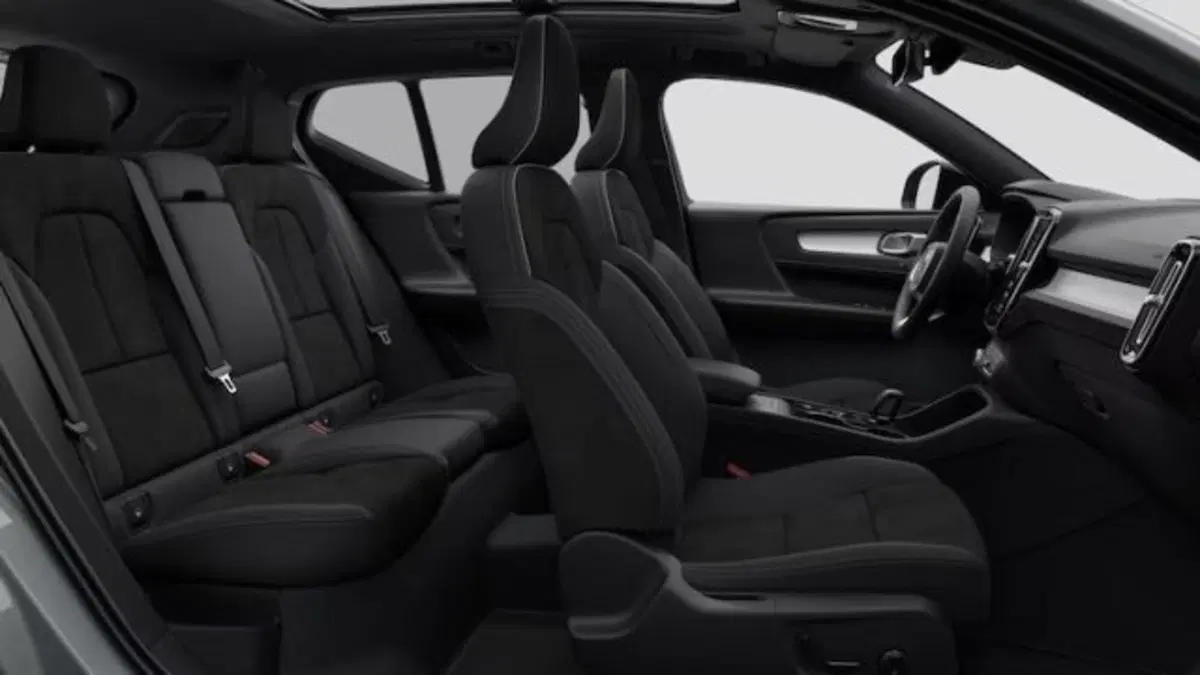 Volvo XC40 nuova a Treviso (13)