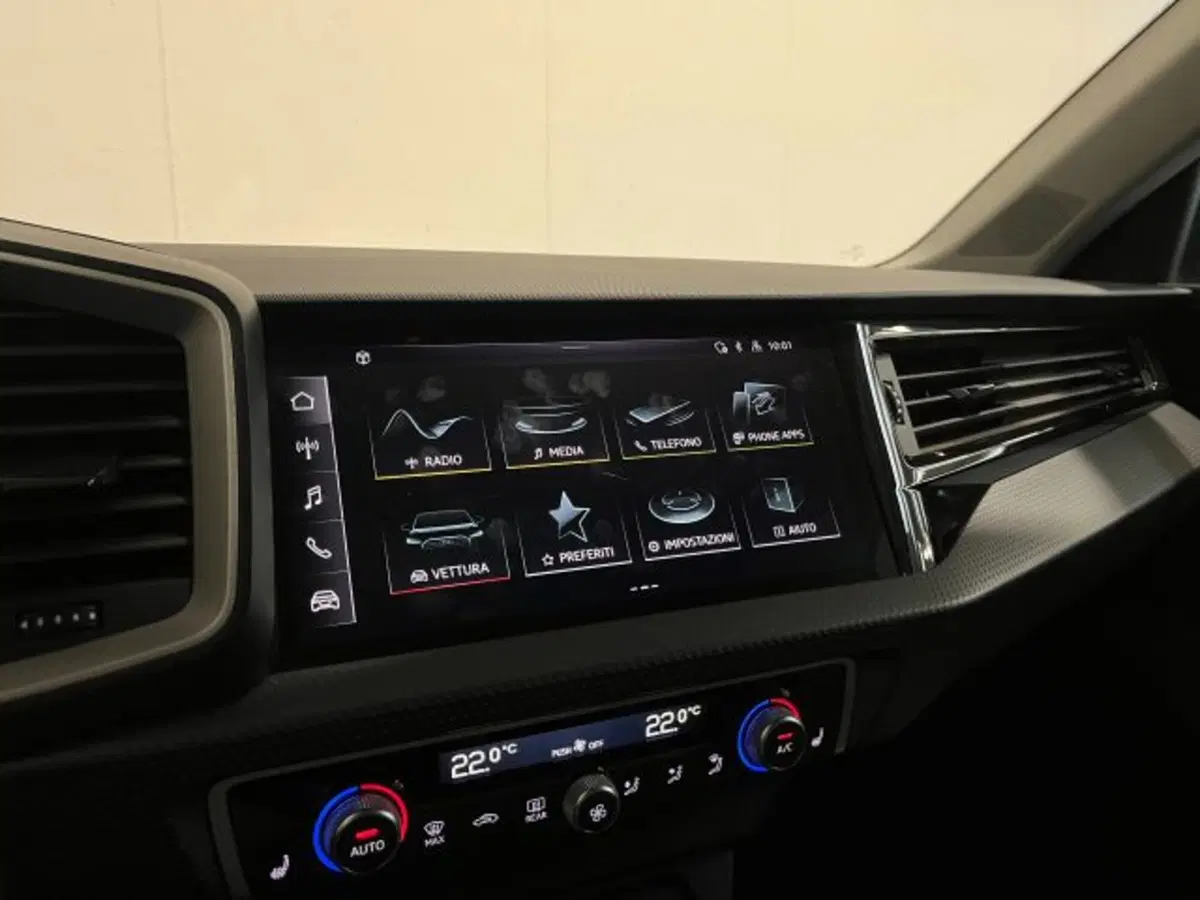 Audi A1 allstreet usata a Treviso (6)
