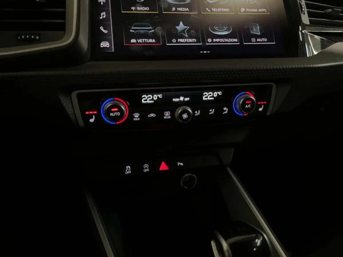 Audi A1 allstreet usata a Treviso (7)