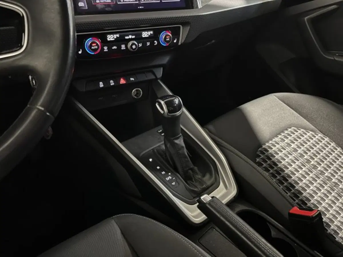 Audi A1 allstreet usata a Treviso (8)