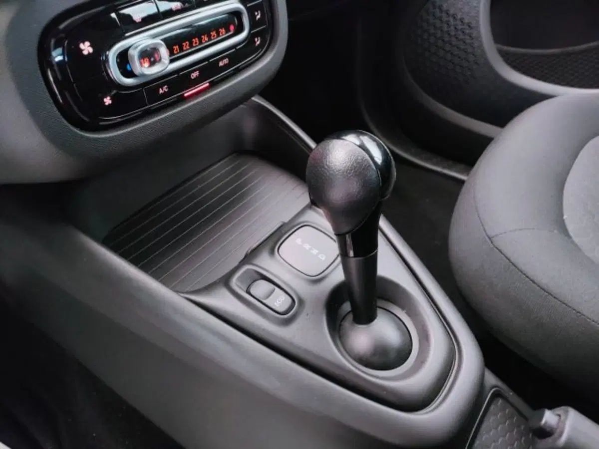 smart Fortwo Cabrio usata a Teramo (16)