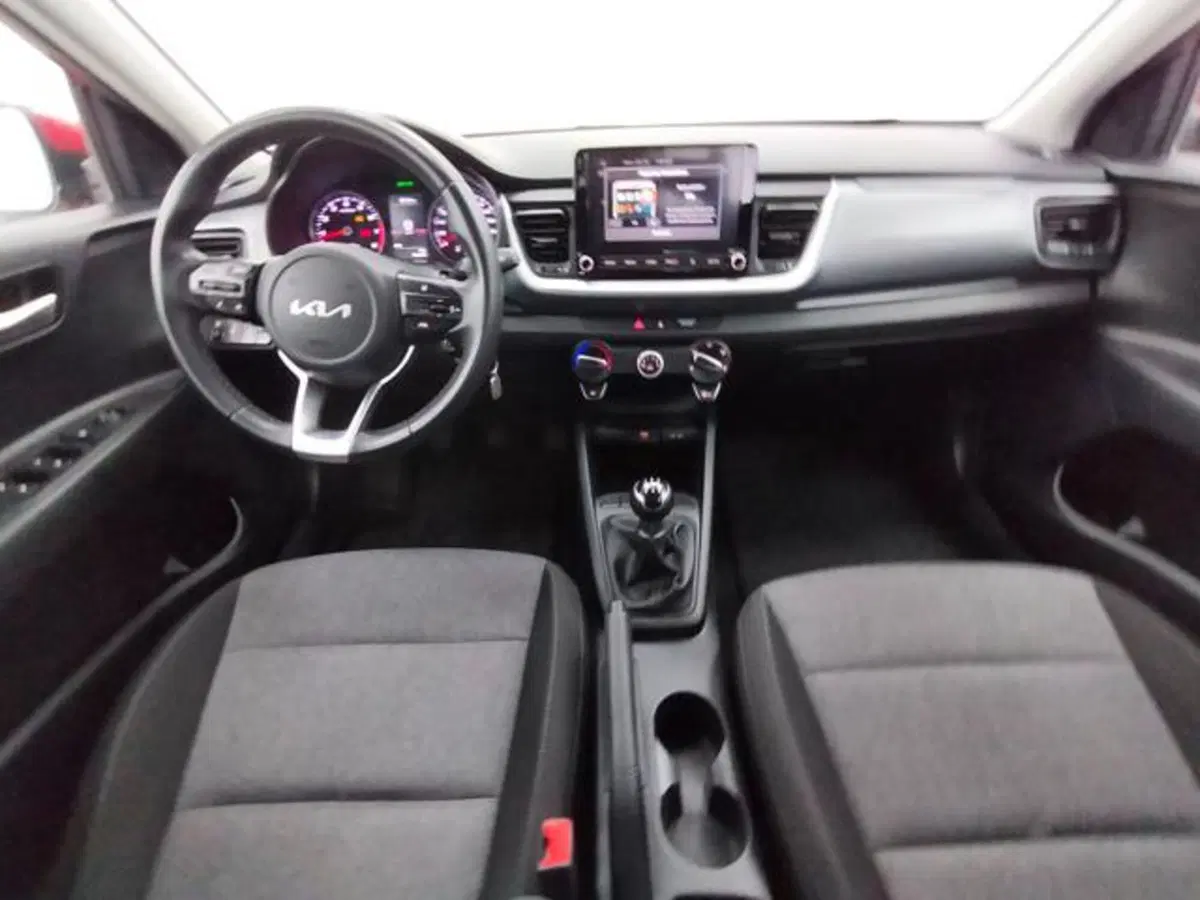 Kia Stonic usata a Como (4)