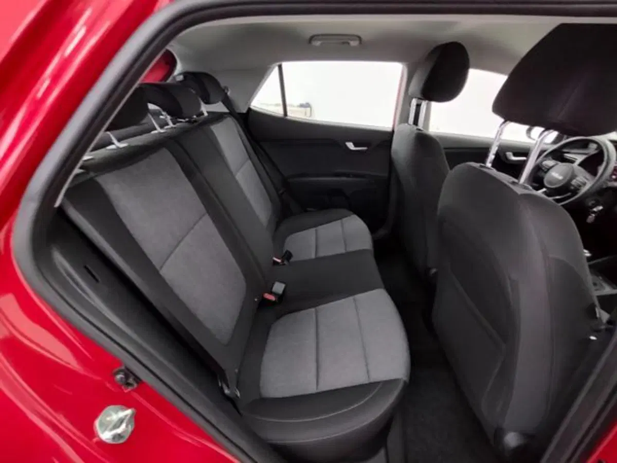 Kia Stonic usata a Como (5)