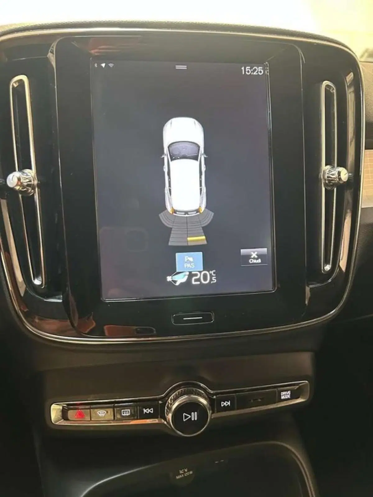 Volvo XC40 usata a Firenze (11)