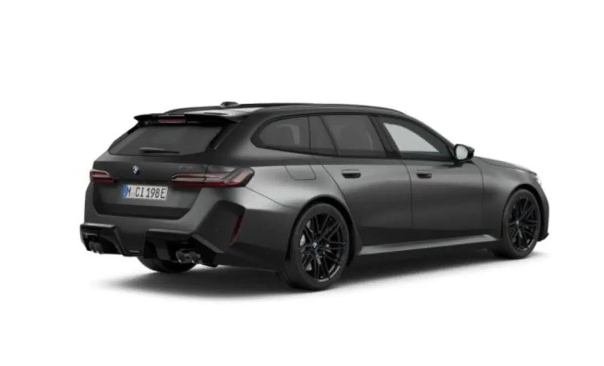BMW Serie 5 Touring nuova a Verona (2)