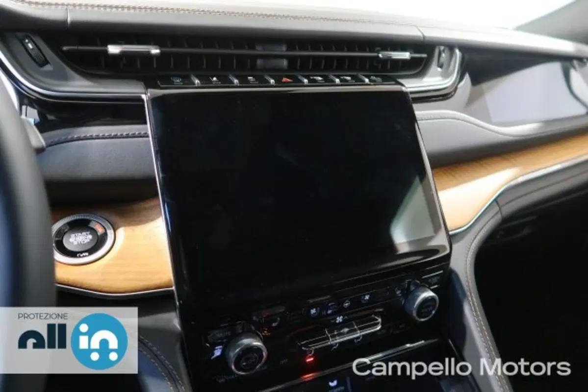 Jeep Grand Cherokee usata a Venezia (10)