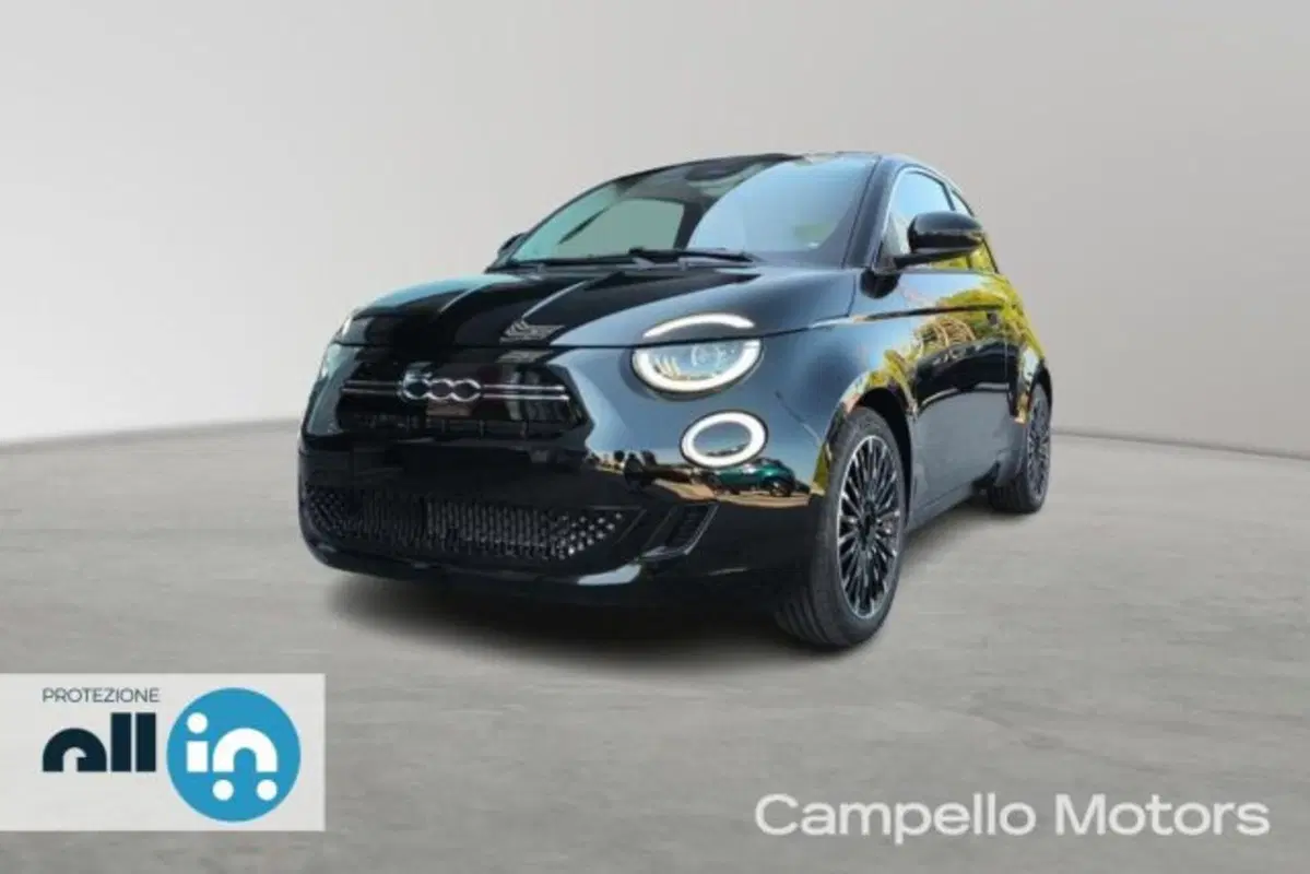 Fiat 500 nuova a Venezia (3)