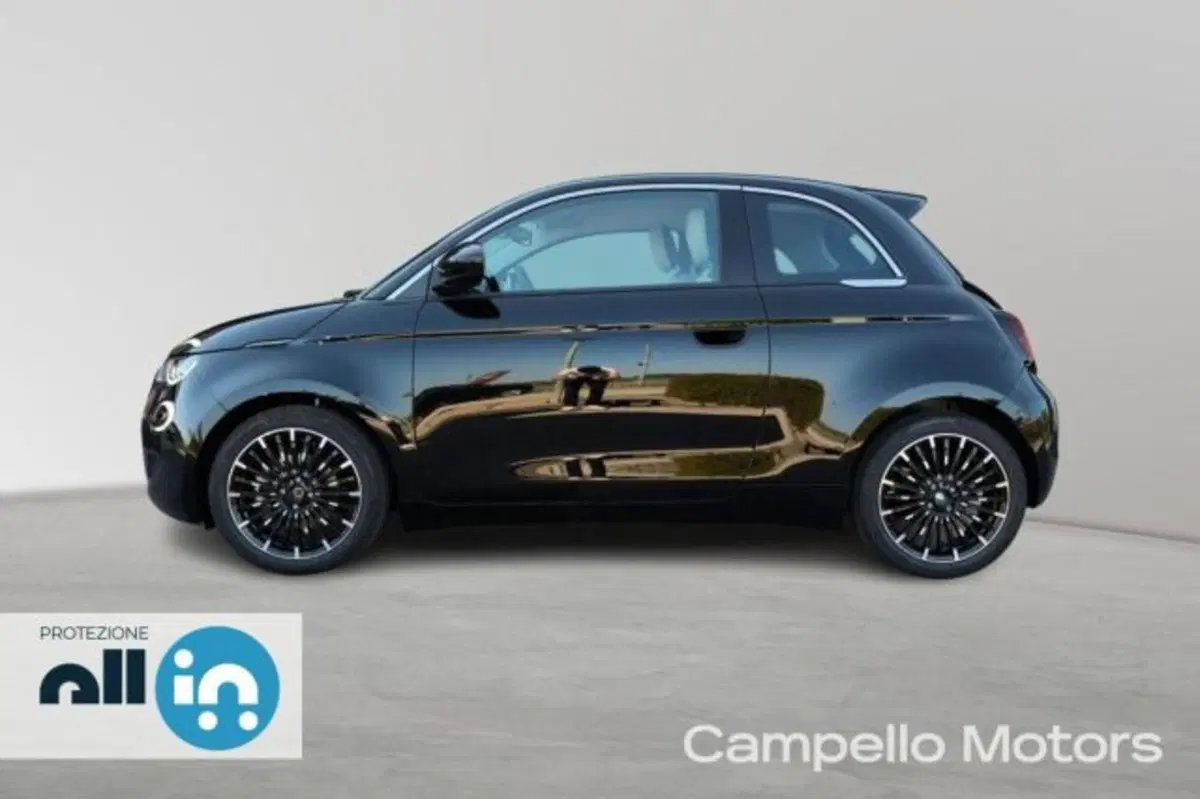 Fiat 500 nuova a Venezia (7)