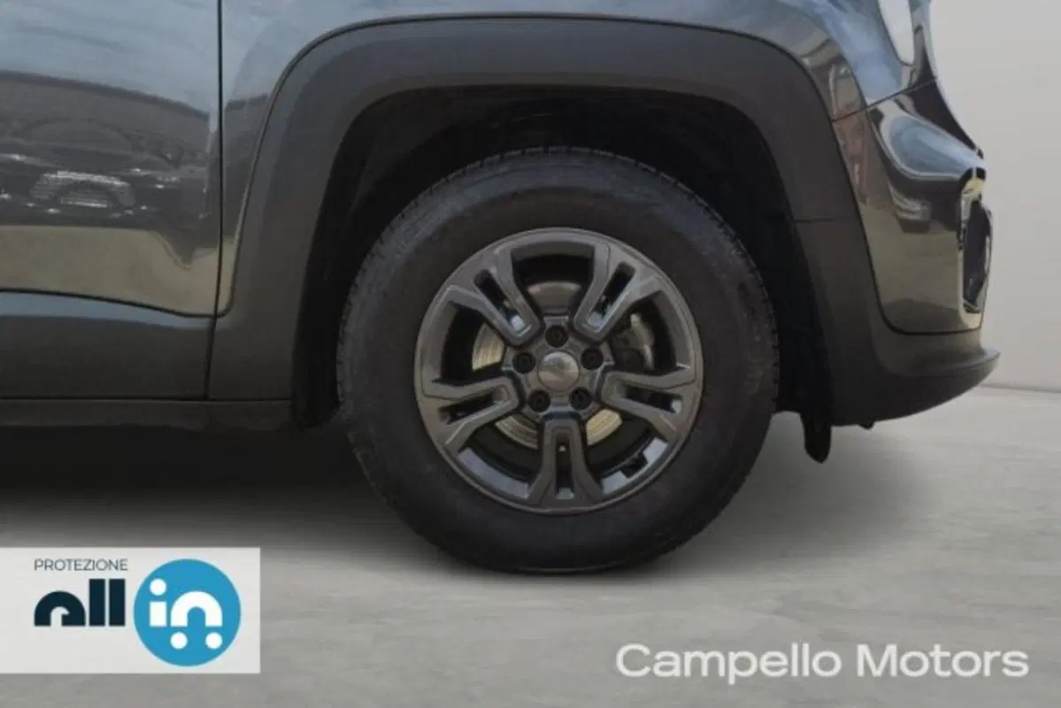 Jeep Renegade usata a Venezia (19)