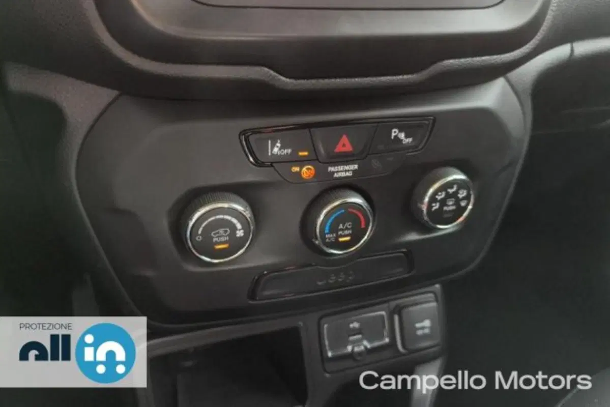 Jeep Renegade usata a Venezia (12)