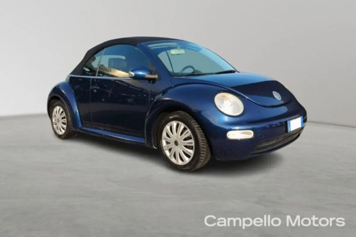 Volkswagen New Beetle Cabrio usata a Venezia