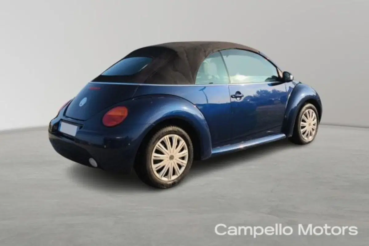 Volkswagen New Beetle Cabrio usata a Venezia (3)