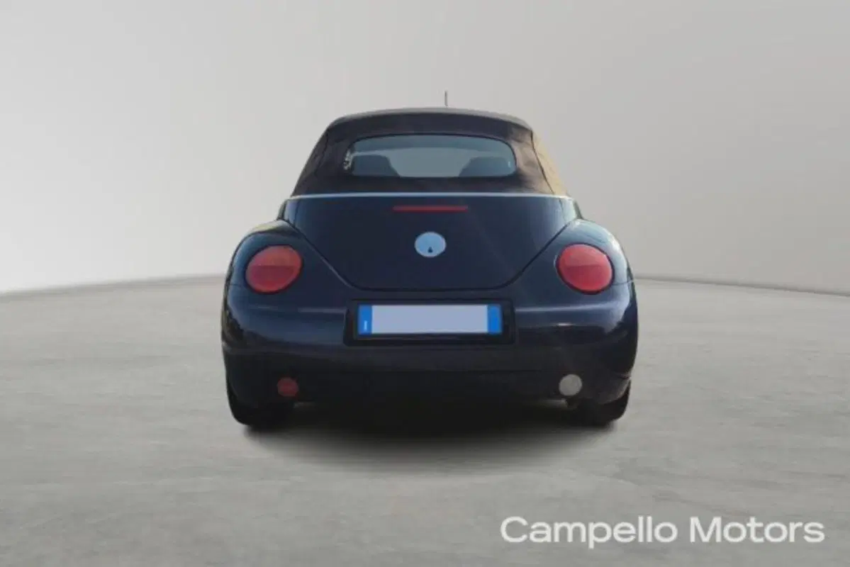 Volkswagen New Beetle Cabrio usata a Venezia (4)