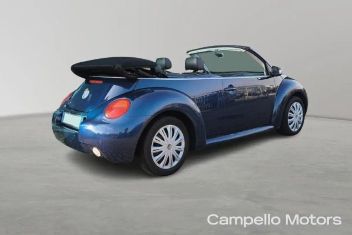 Volkswagen New Beetle Cabrio usata a Venezia (6)