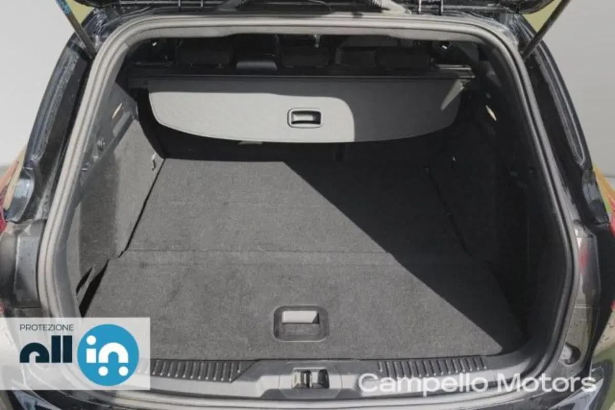 Ford Focus Station Wagon usata a Venezia (17)