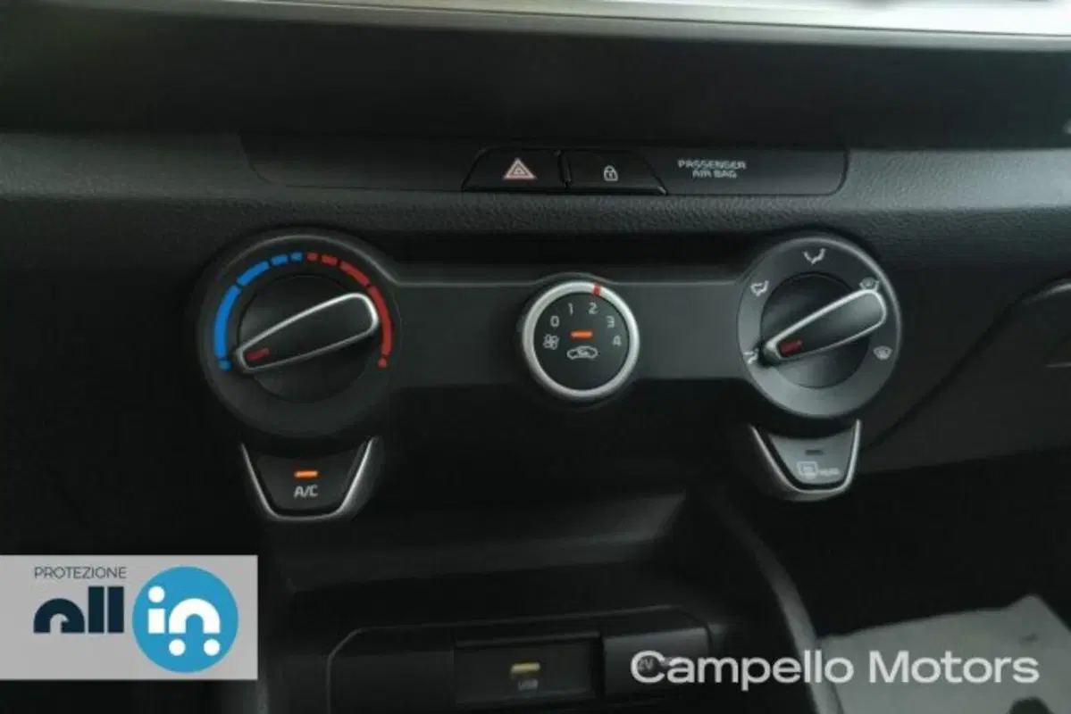 Kia Stonic usata a Venezia (12)