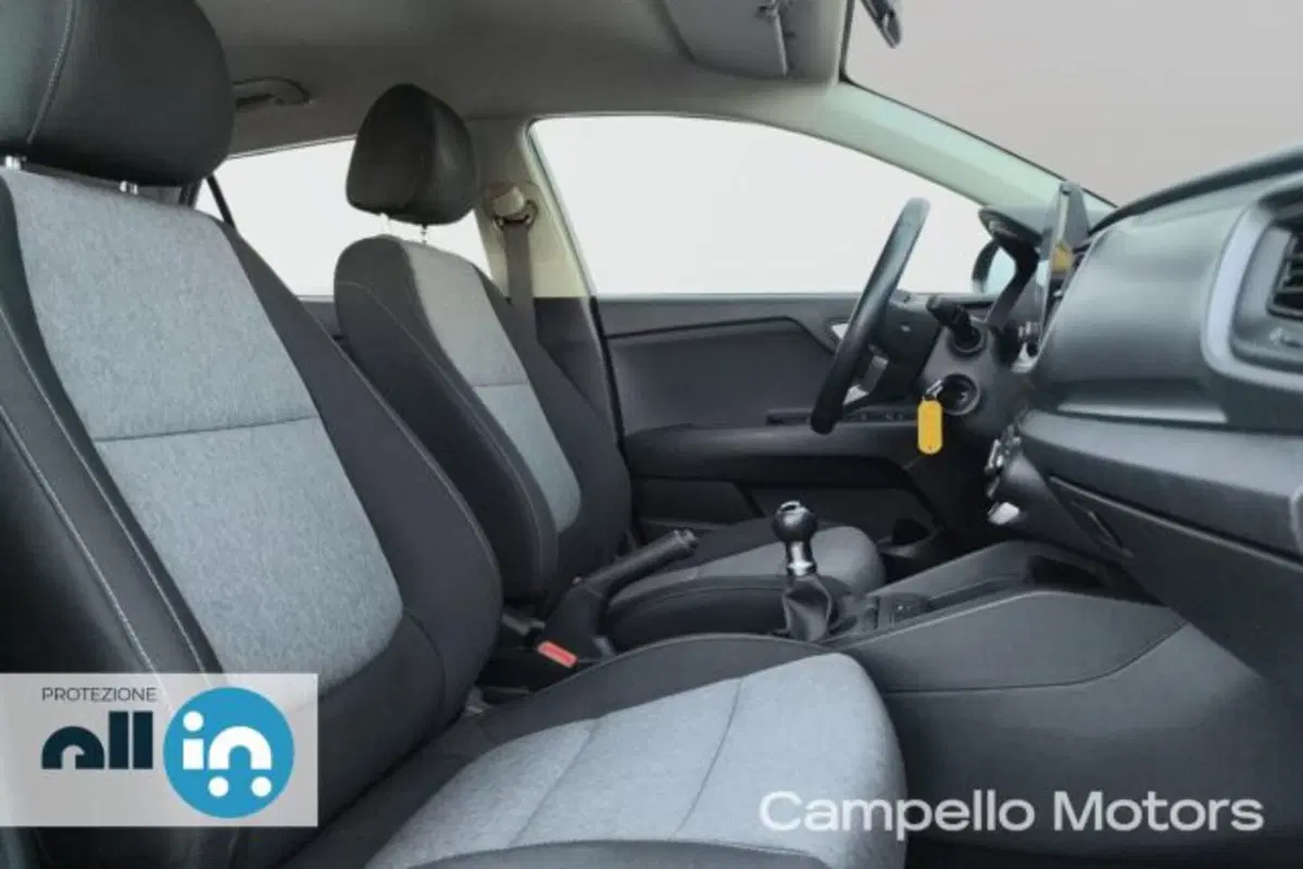 Kia Stonic usata a Venezia (15)