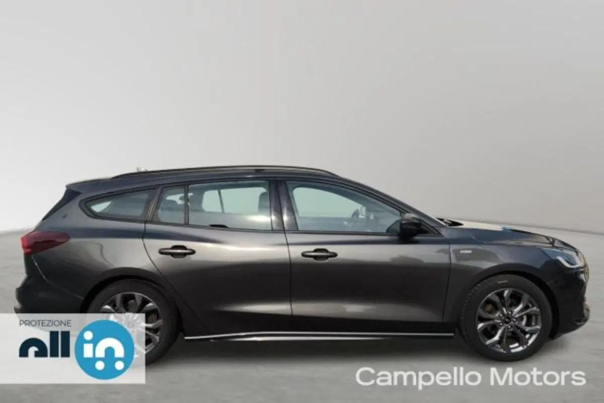 Ford Focus Station Wagon usata a Venezia (6)