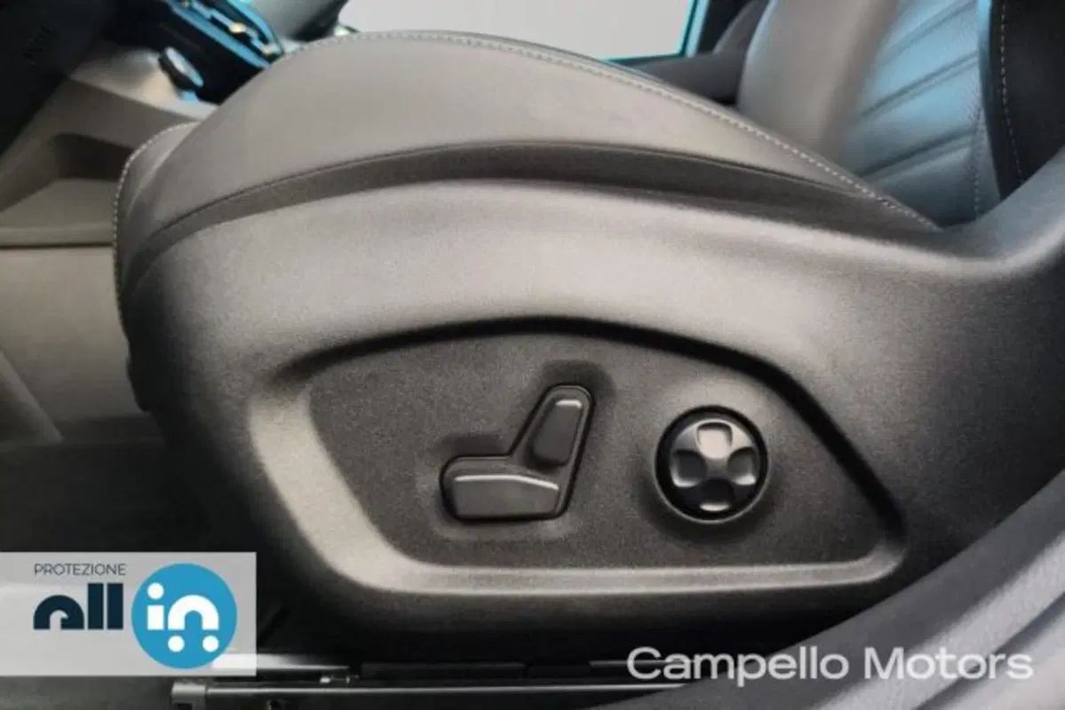 Alfa Romeo Tonale usata a Venezia (18)