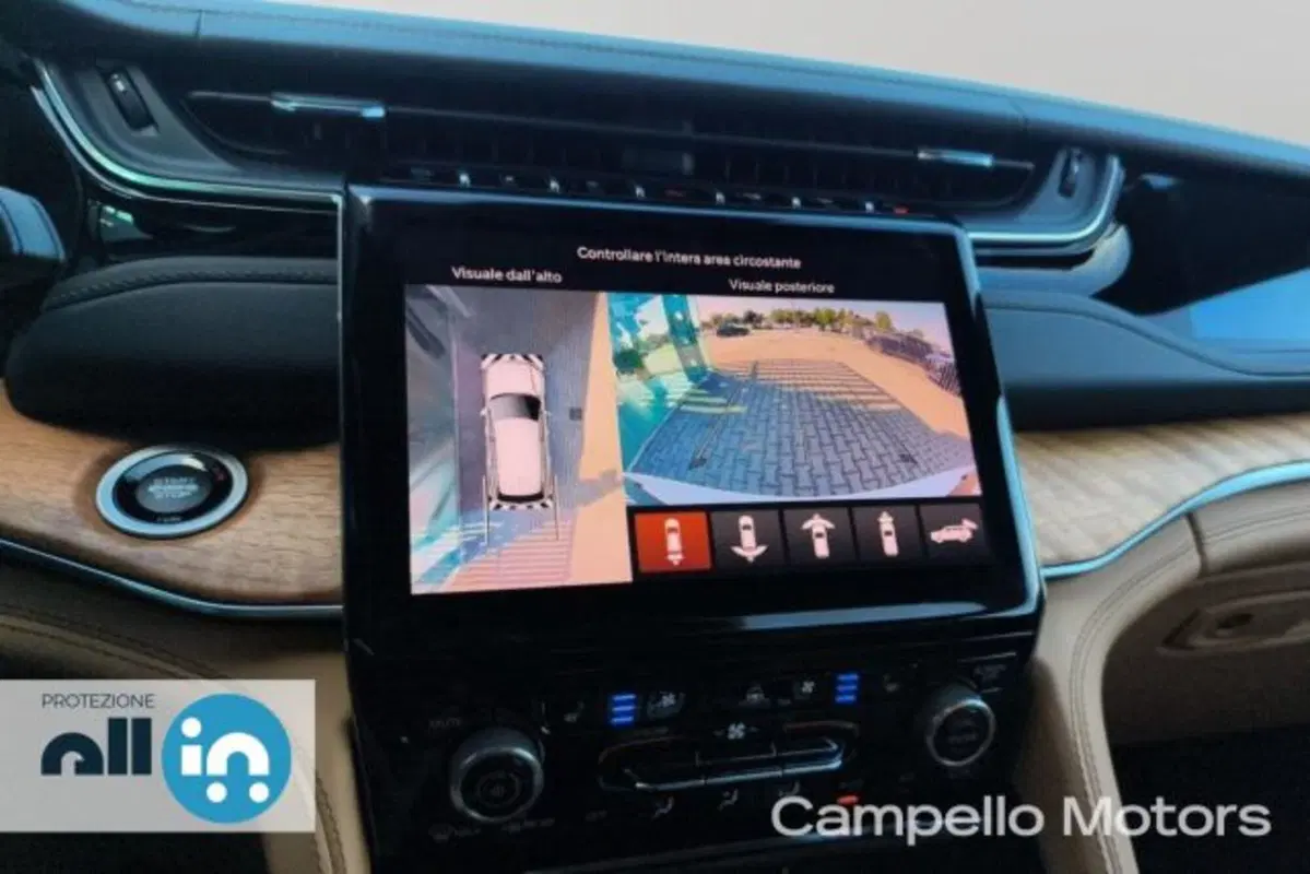 Jeep Grand Cherokee usata a Venezia (11)