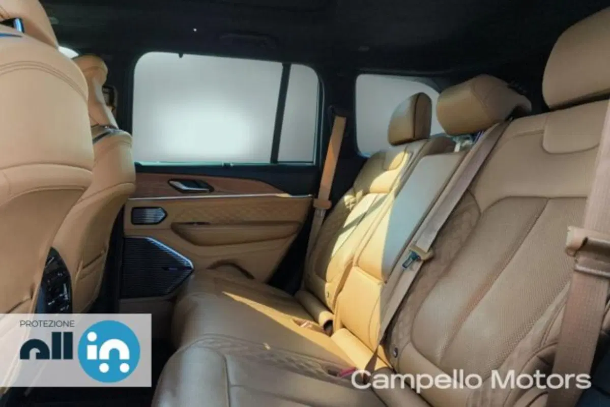 Jeep Grand Cherokee usata a Venezia (6)