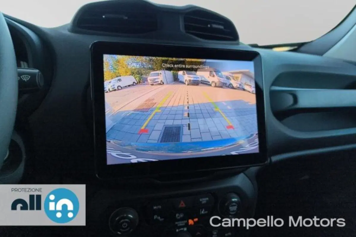 Jeep Renegade usata a Venezia (11)