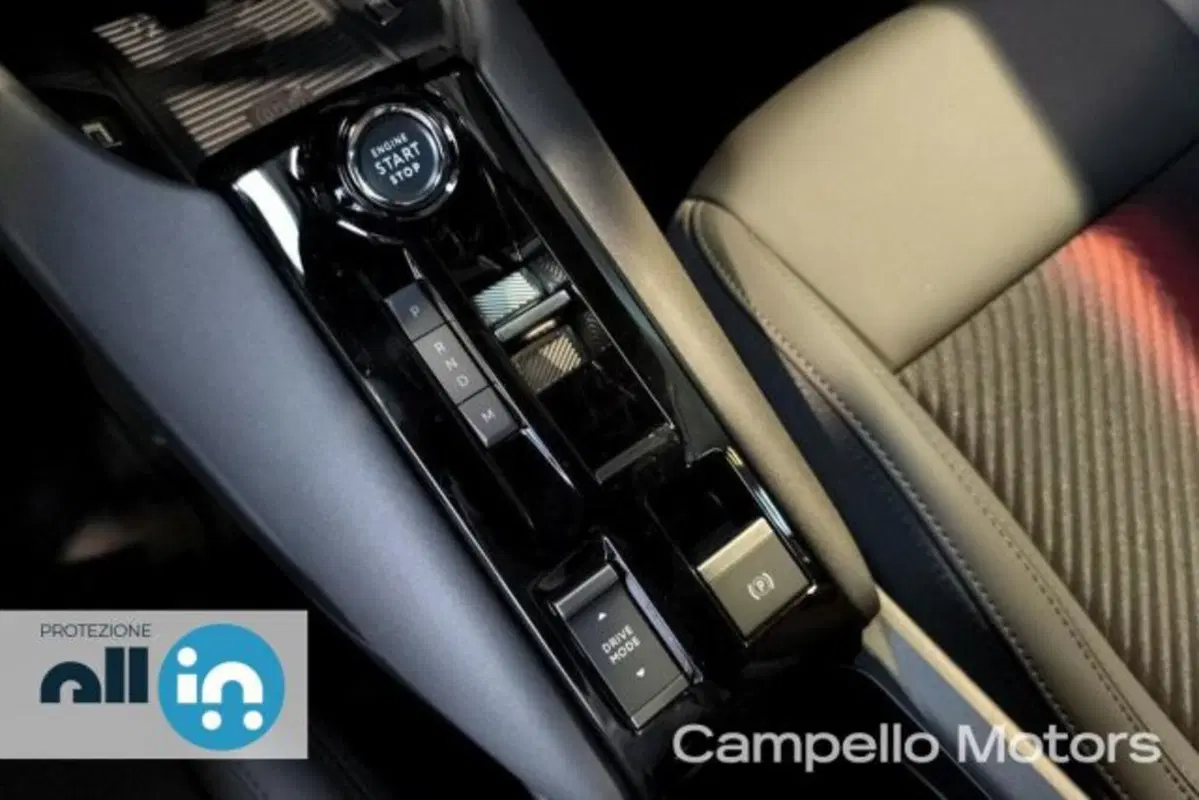 Alfa Romeo Junior nuova a Venezia (10)