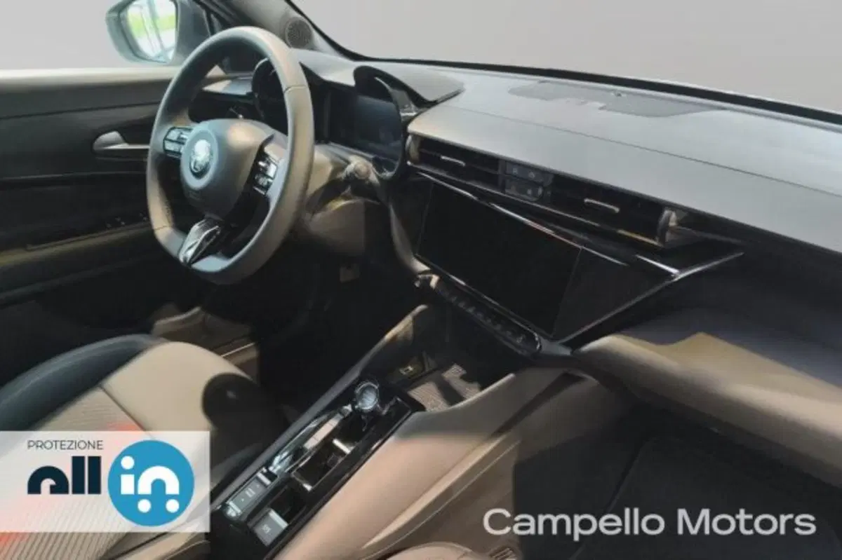 Alfa Romeo Junior nuova a Venezia (11)