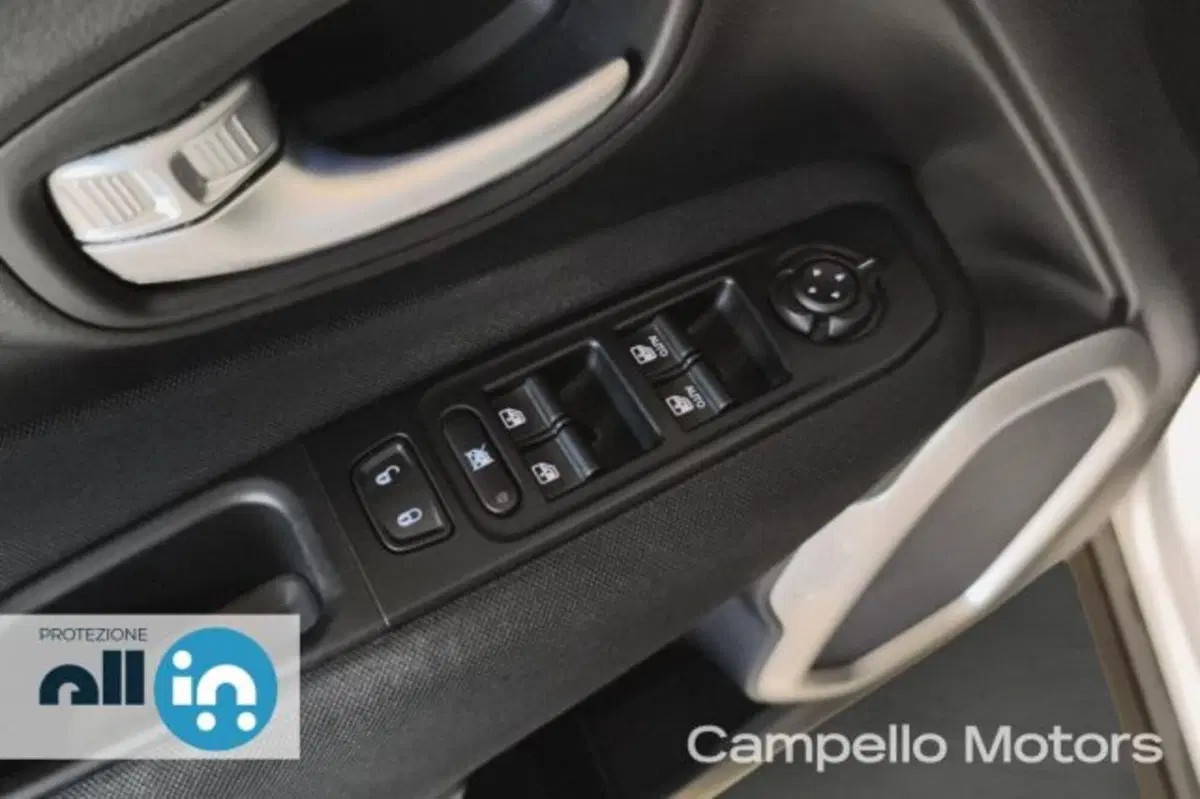 Jeep Renegade usata a Venezia (16)
