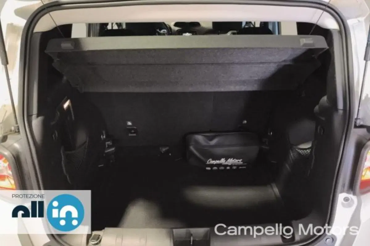 Jeep Renegade usata a Venezia (18)