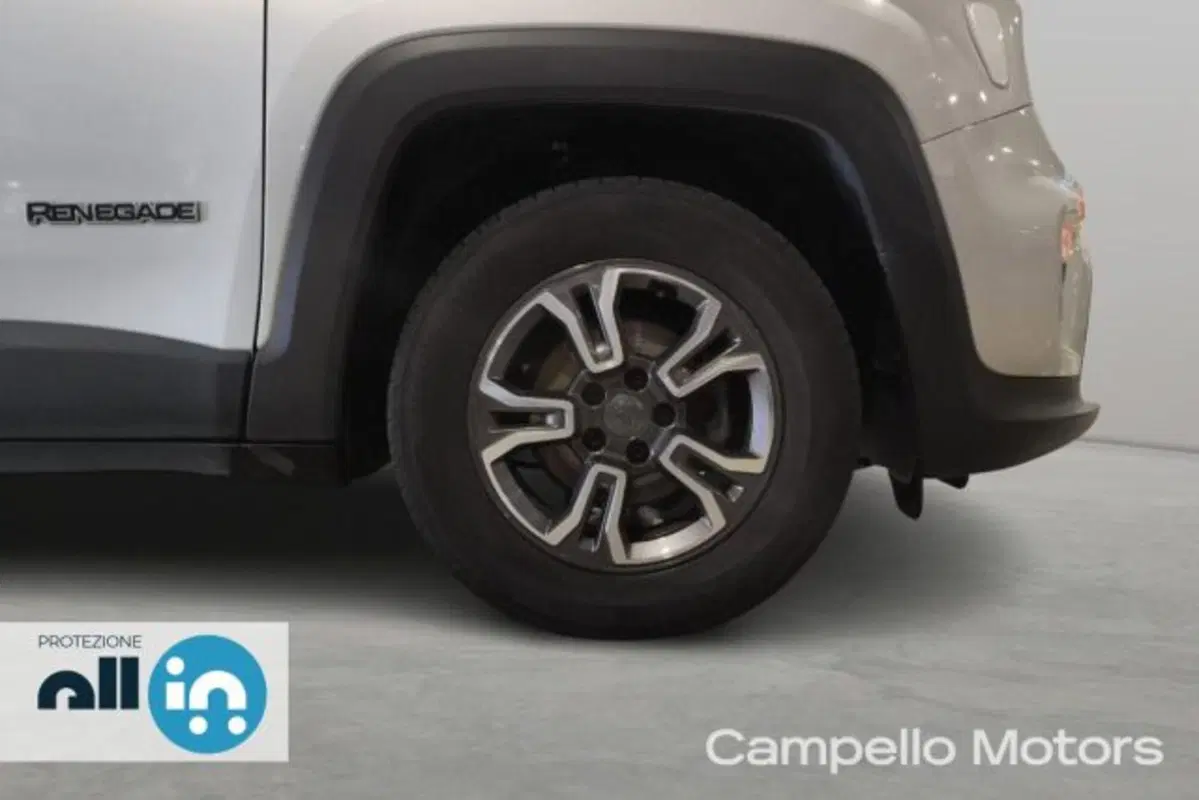 Jeep Renegade usata a Venezia (19)