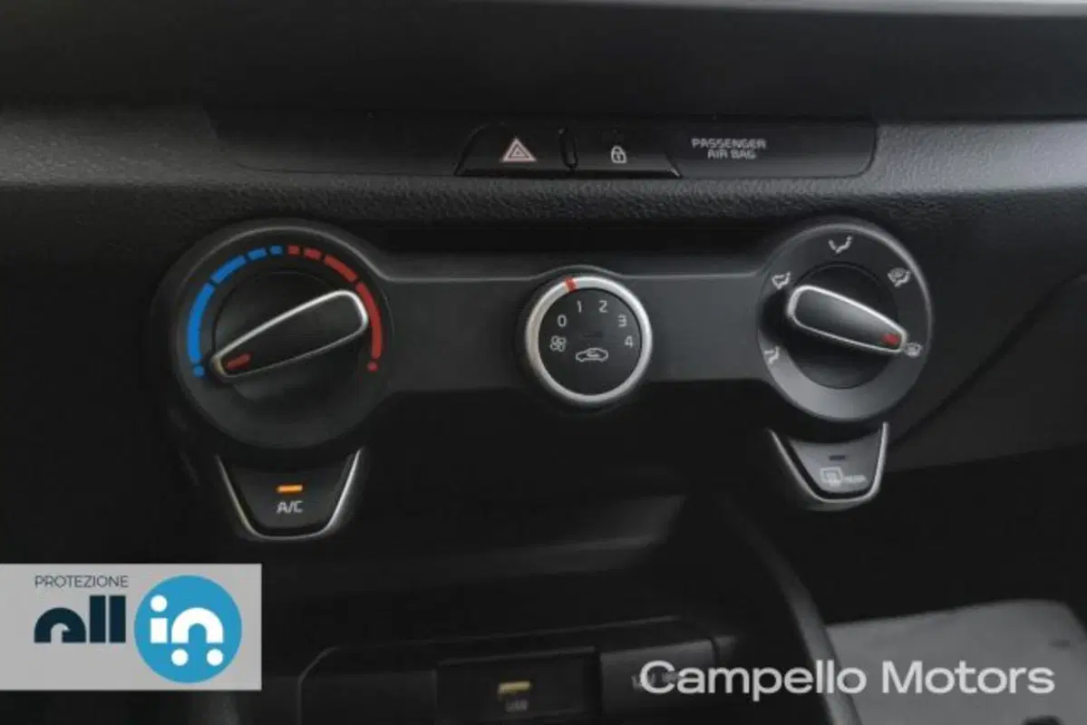 Kia Stonic usata a Venezia (12)