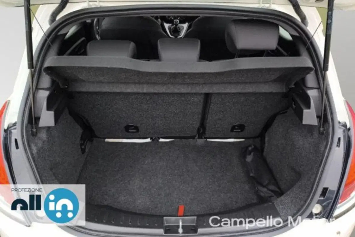 Lancia Ypsilon usata a Venezia (16)