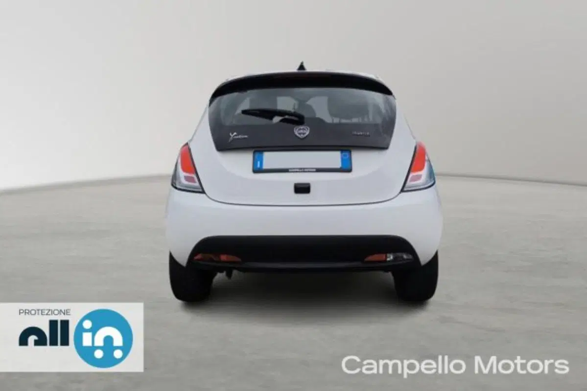 Lancia Ypsilon usata a Venezia (4)