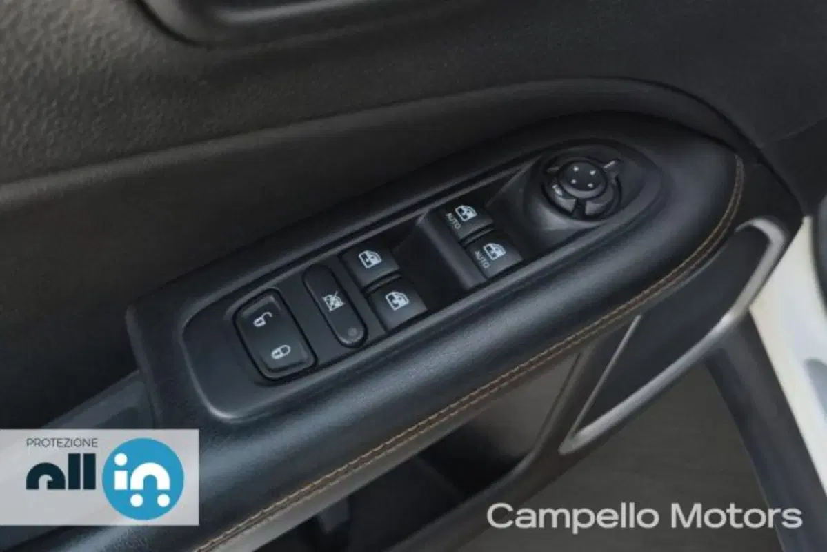 Jeep Compass usata a Venezia (17)
