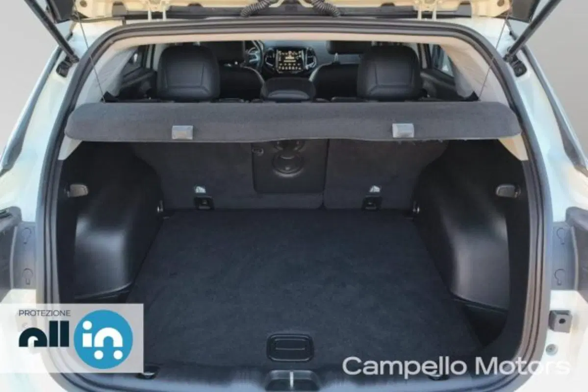 Jeep Compass usata a Venezia (19)