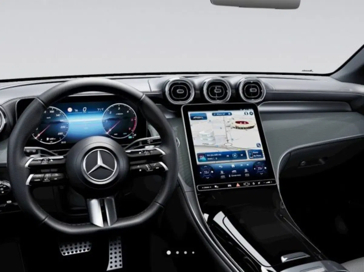 Mercedes-Benz GLC nuova a Verona (8)