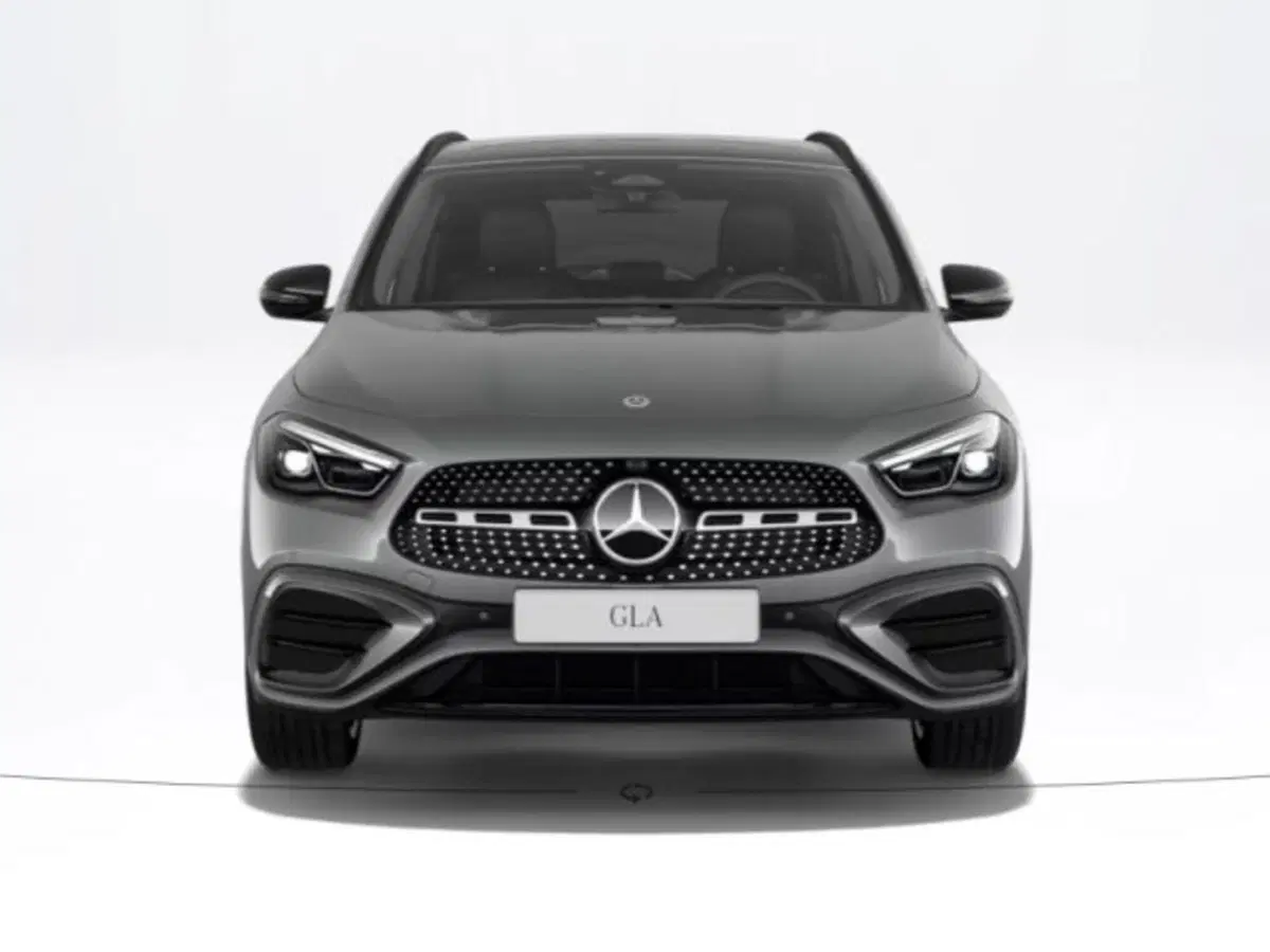 Mercedes-Benz GLA SUV nuova a Verona (3)