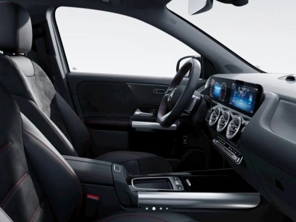 Mercedes-Benz GLA SUV nuova a Verona (6)