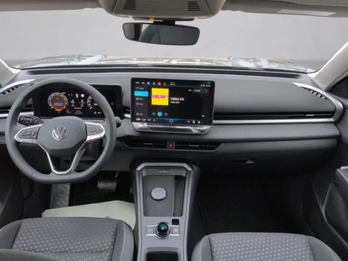 Volkswagen T-Roc nuova a Vicenza (8)