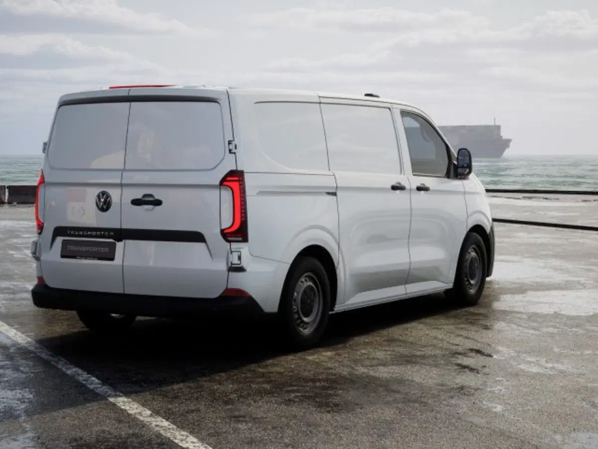 Volkswagen Veicoli Commerciali Transporter Furgone nuova a Vicenza (5)