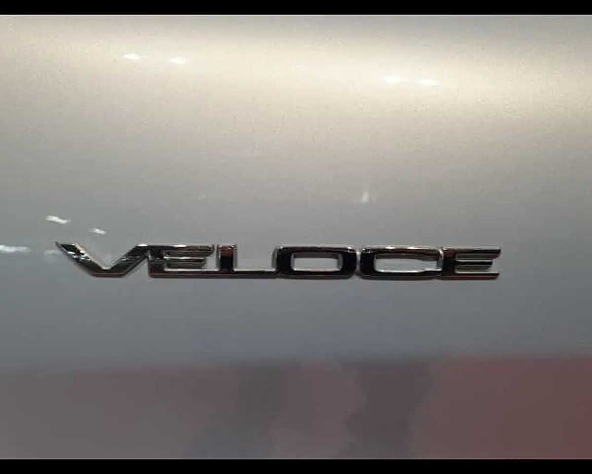 Alfa Romeo Stelvio usata a Cuneo (13)