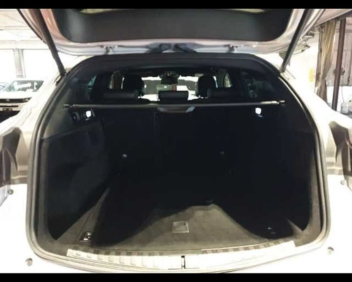 Alfa Romeo Stelvio usata a Cuneo (6)