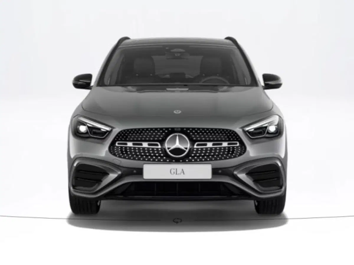 Mercedes-Benz GLA SUV nuova a Verona (3)