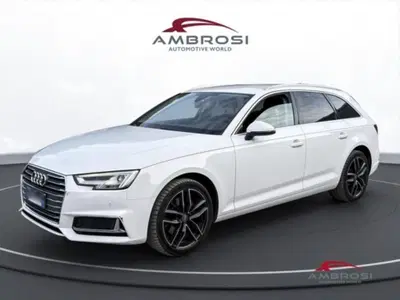 Audi A4 Avant 2.0 TDI 150 CV ultra S tronic Business del 2019 usata a Corciano